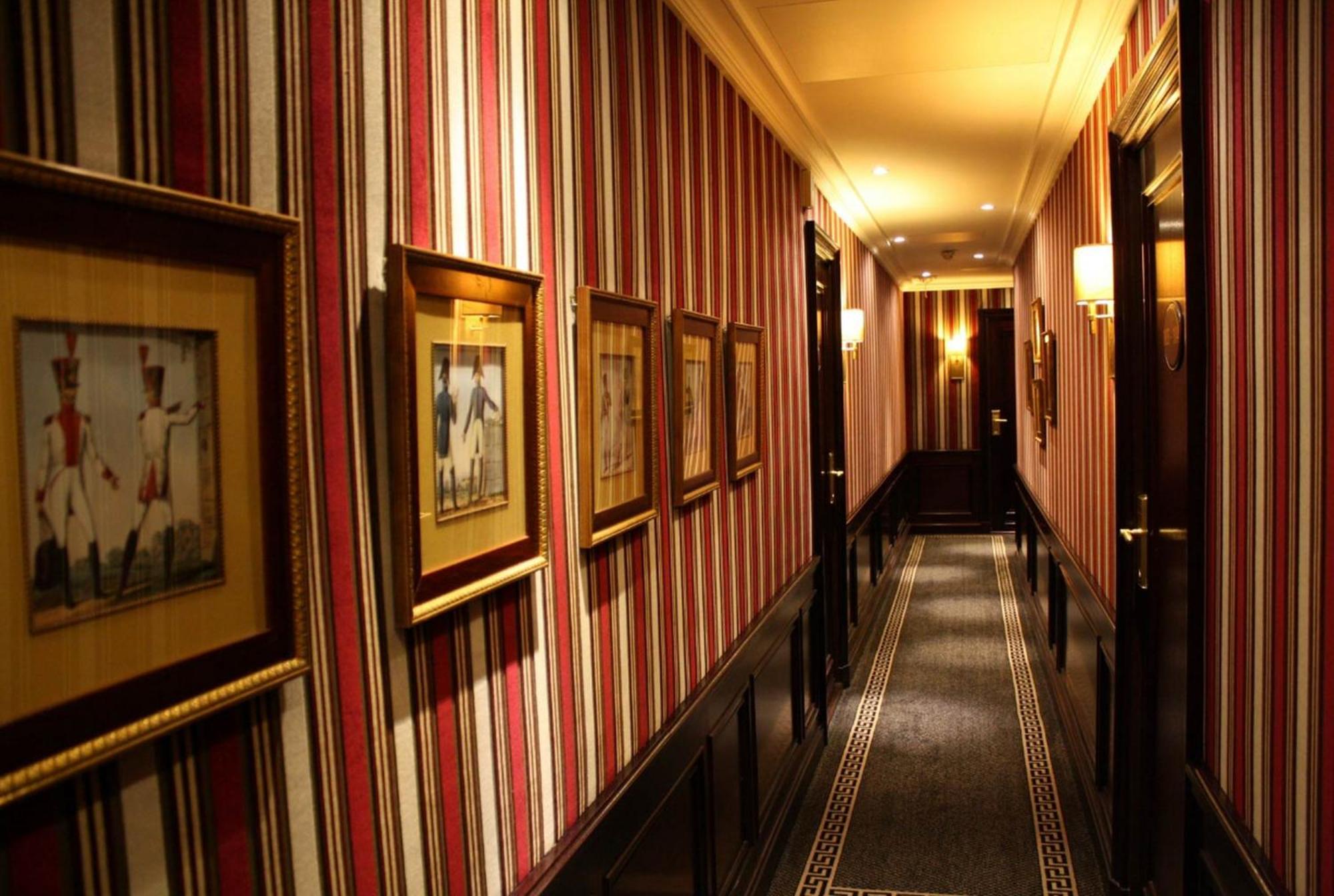 Hôtel Napoleon Paris Extérieur photo